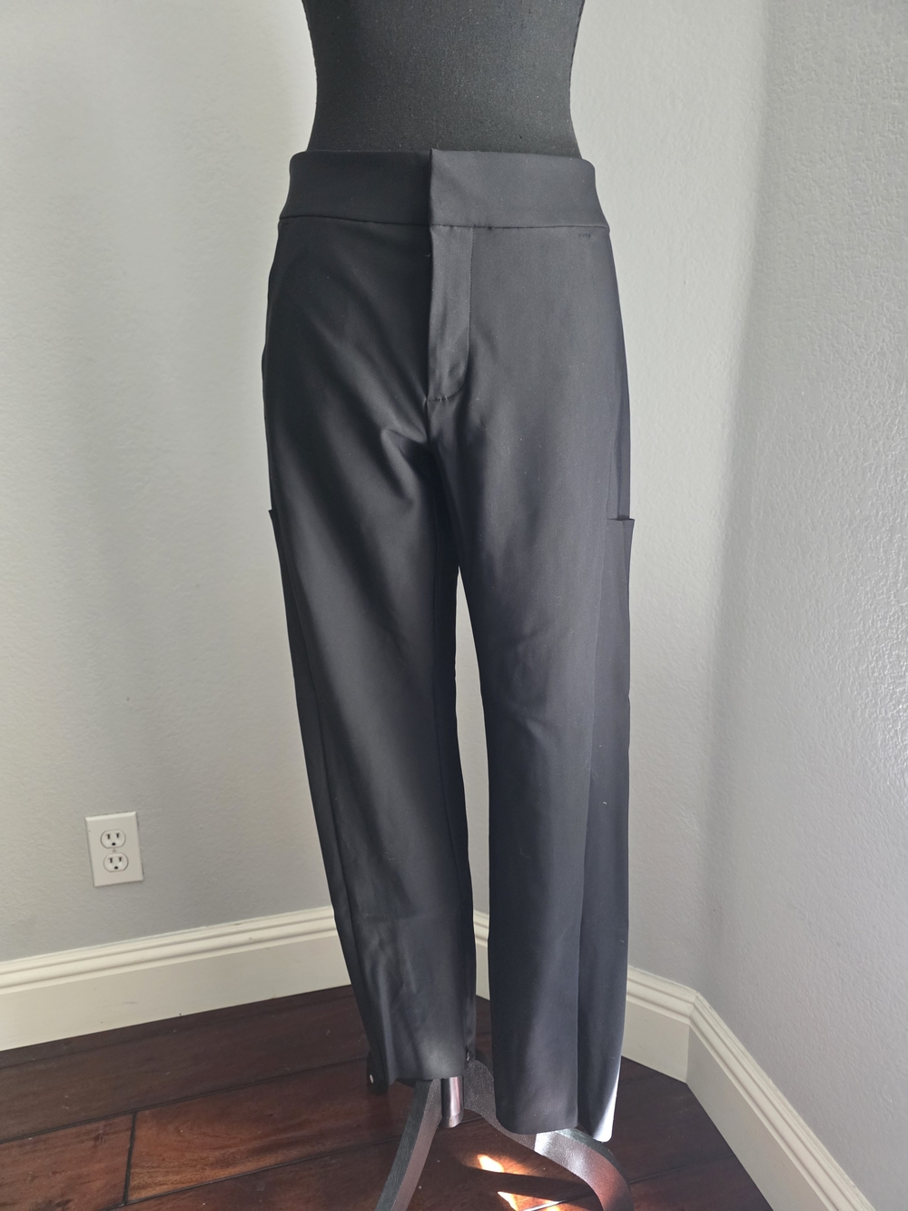 Athleta Stellar Trouser Pants Black Size 6 EUC